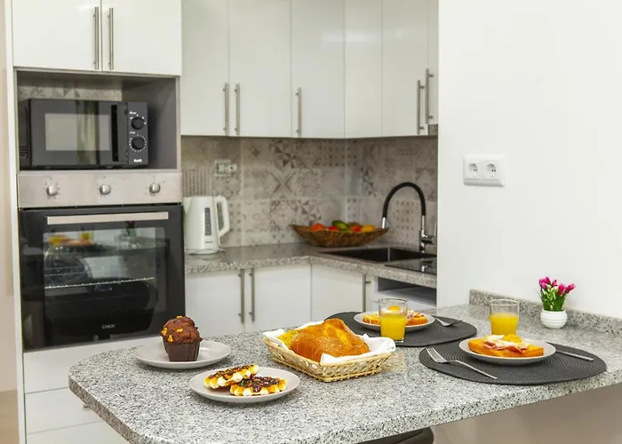 B82 - Albinos Flat In 아파트 라고스