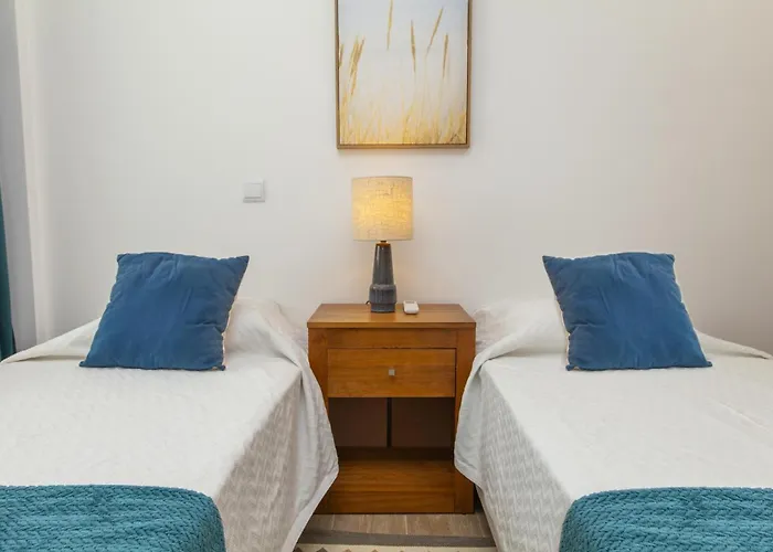 B82 - Albinos Flat In 拉哥斯