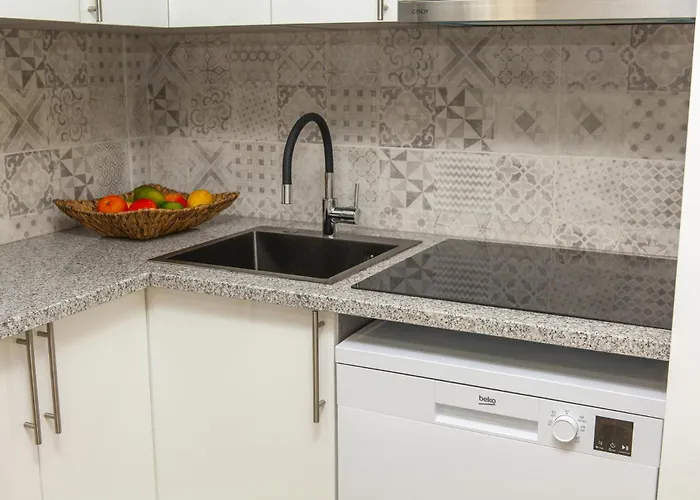 Apartment B82 - Albinos Flat In *